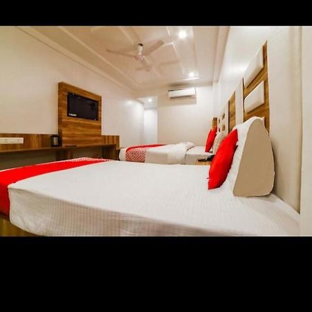 Hotel Awesome International New Delhi Extérieur photo