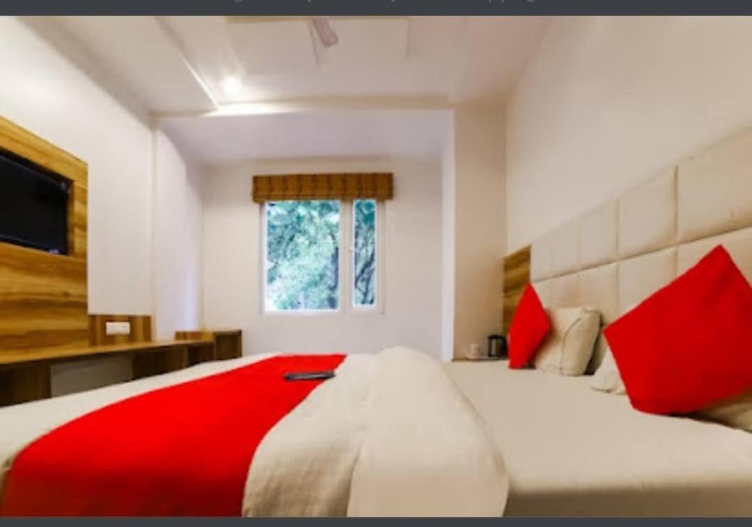 Hotel Awesome International New Delhi Extérieur photo
