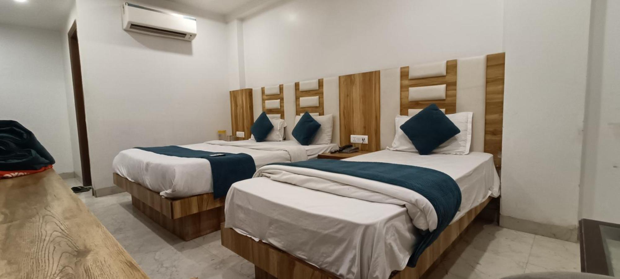 Hotel Awesome International New Delhi Extérieur photo